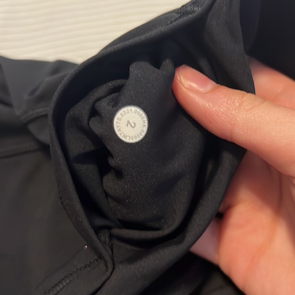 COPY - Fast and Free High-Rise Shorts 8” - Picture 6 of 8